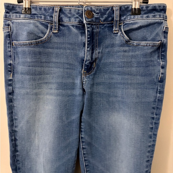 American Eagle Outfitters Light Blue Skinny Jeans - Picture 2 of 7